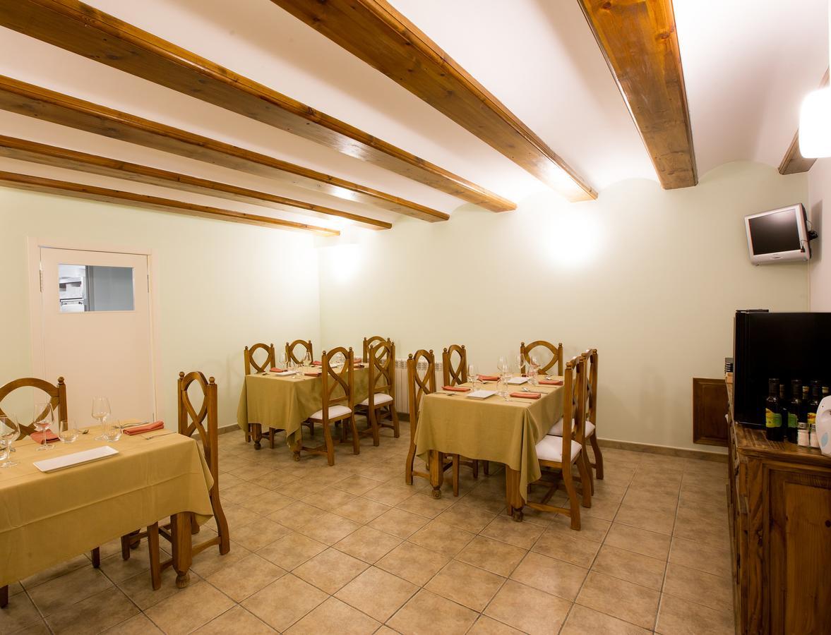 Hostal Antiguo Hospital Linares de Mora エクステリア 写真